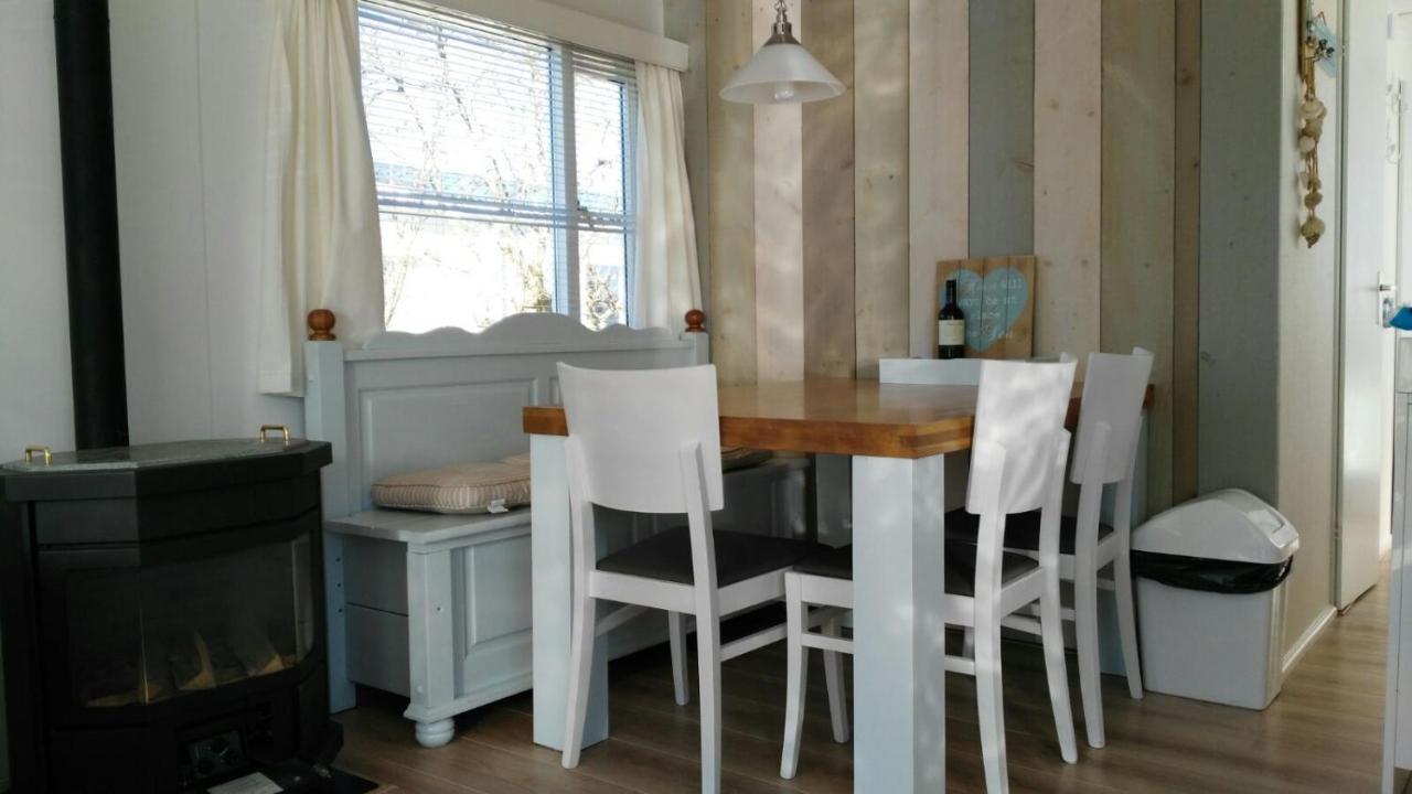 Chalet Seazon O1 Buren  Bagian luar foto